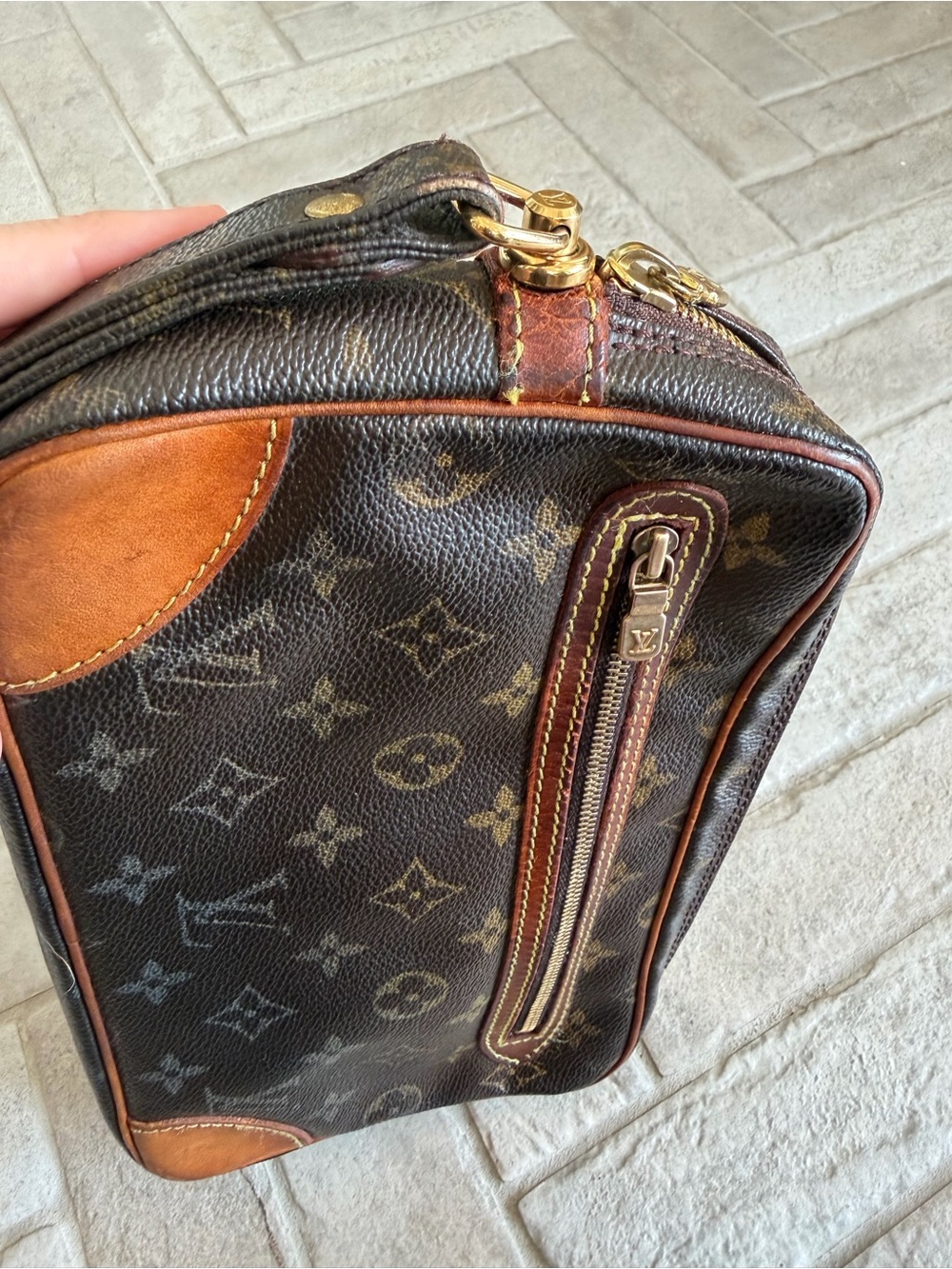 Louis Vuitton Vintage Marly Dragonne GM Monogram Clutch - Picture 15 of 16
